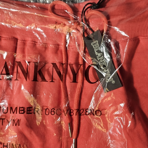 NEW Blank NYC Take Me There Drawstring Shorts w/Pockets size Large in Coral - Picture 7 of 9